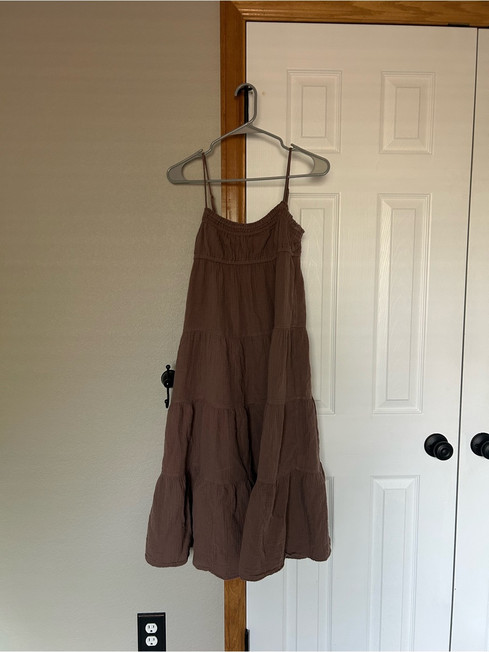 Aritzia Little Moon Brown Tiered Spaghetti Strap Maxi Dress